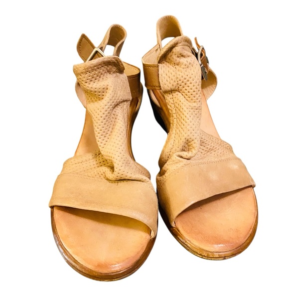 Miz Mooz Fiona Sandal Soft Leather Western - Picture 5 of 8